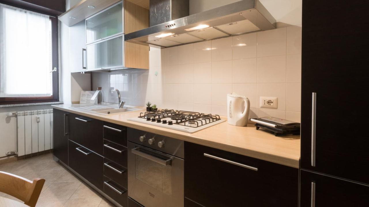 Italianway - Pericle 5 Apartment Milan Bagian luar foto