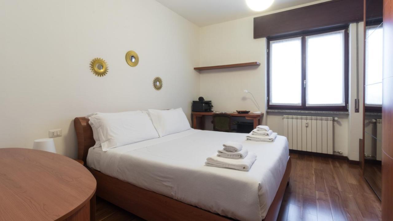 Italianway - Pericle 5 Apartment Milan Bagian luar foto